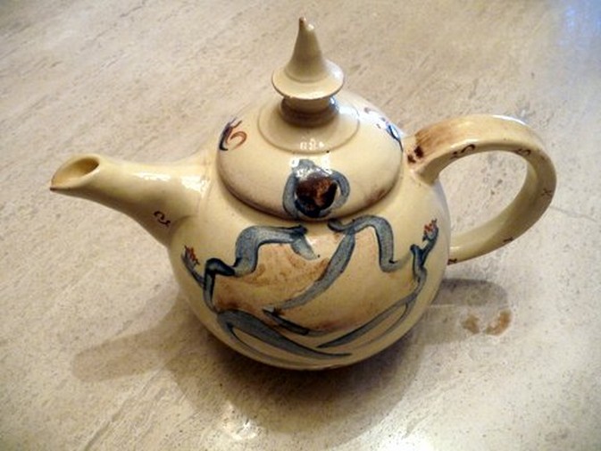 terre vernissée : théière 